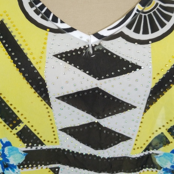 Crimson Ivy floral multicolor top. Size L - Picture 2 of 8